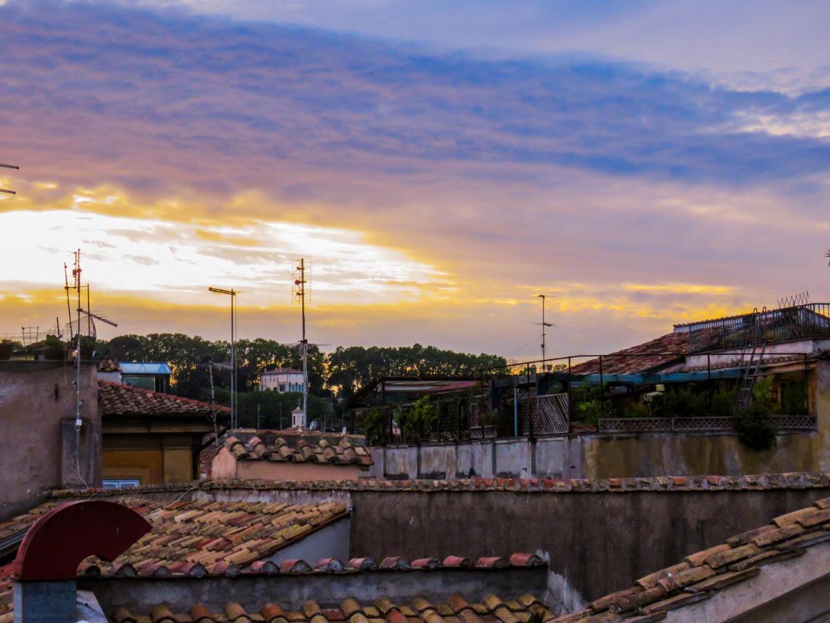 Mattia'S Penthouse - View Over Trastevere Roofs Rome Buitenkant foto